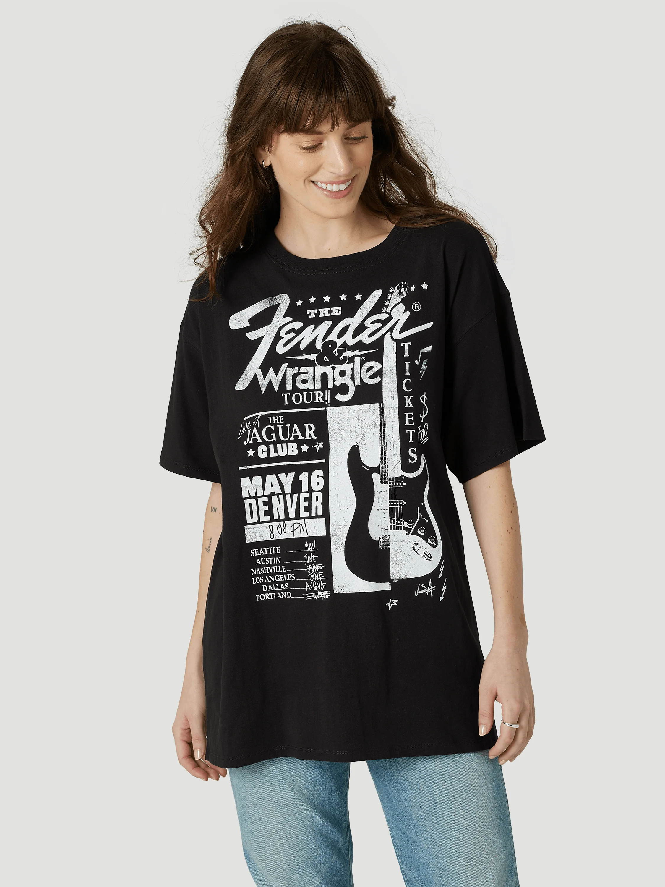 Fender® x Wrangler® Women's Oversized Concert Tee, Faded Black 1 Fender® x Wrangler® Women's Oversized Concert Tee, Faded Black